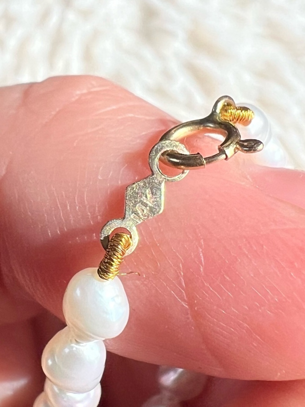 Freshwater Pearl & 14K Gold Bracelet - Picture 6 of 9